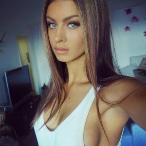 Prezervatifsiz Escort Melis