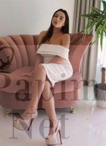 Beyaz elbiseli pendik Escort model sıla.