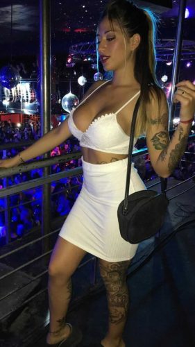 Tuzla Kocaman Göğüslü Escort Bayan Zeynep